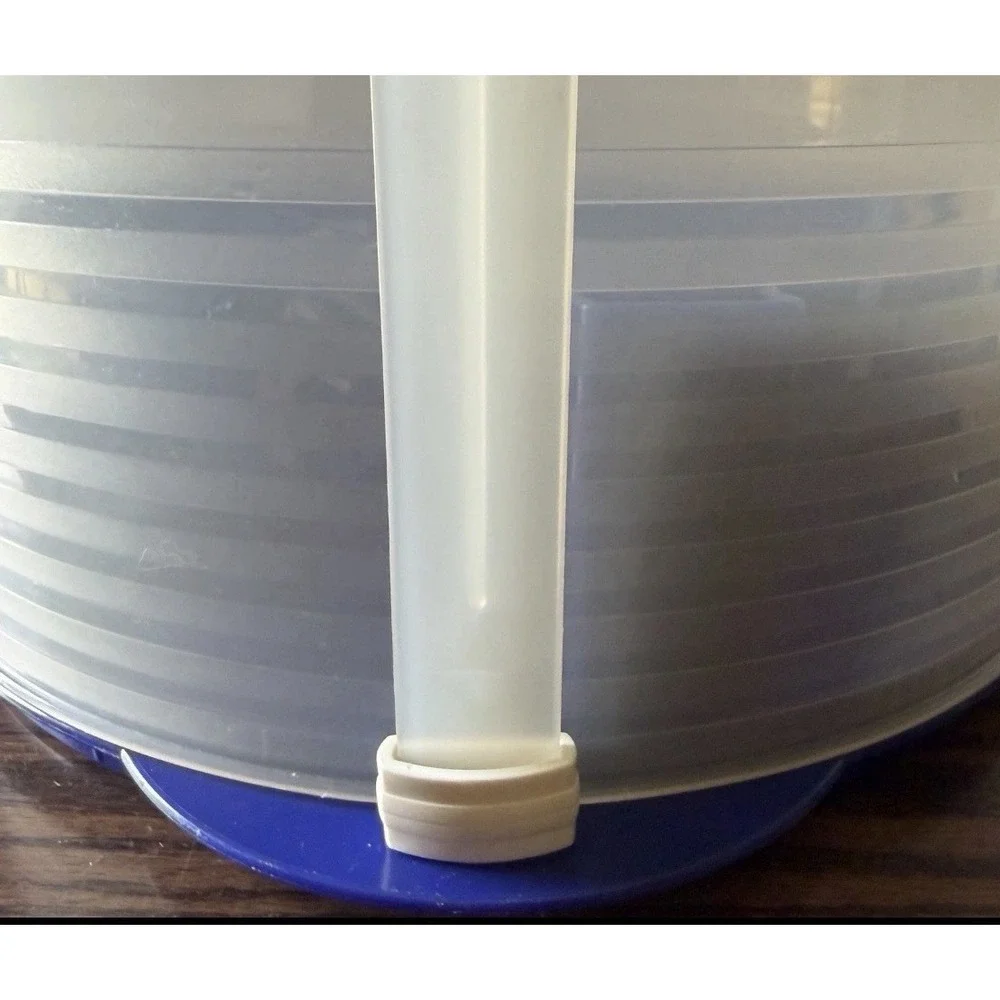 Tupperware bake take